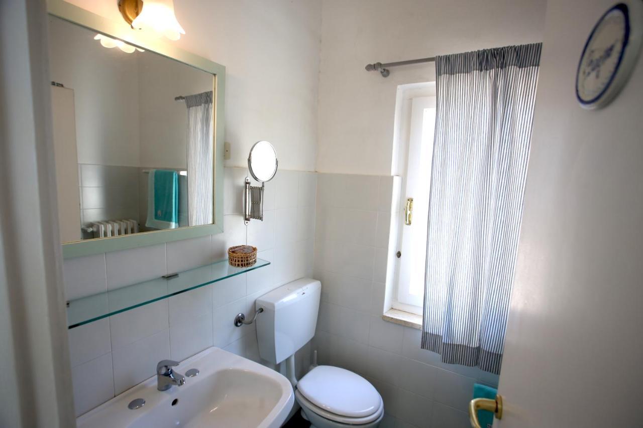 Ca' La Stella Sea-View Apartments Порто Адзуро Екстериор снимка