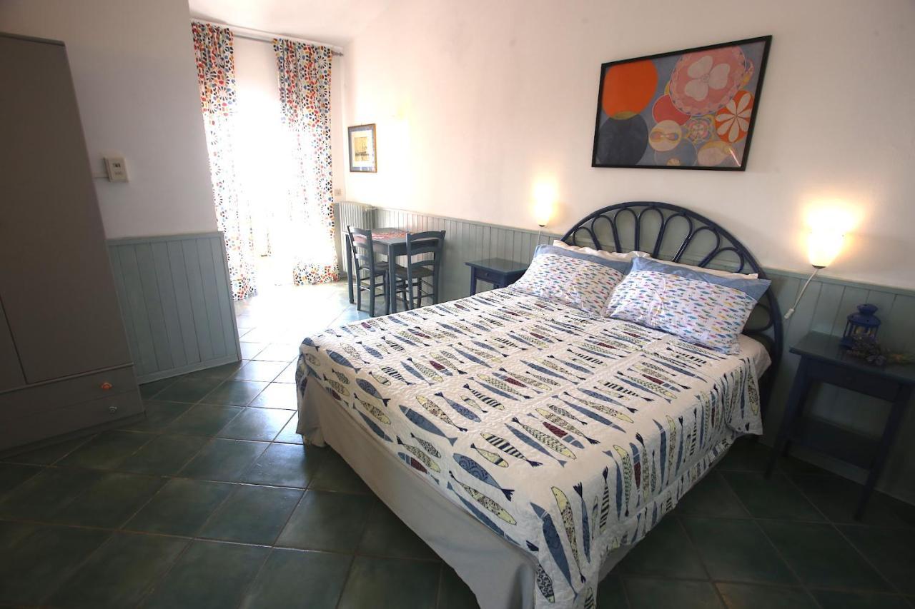 Ca' La Stella Sea-View Apartments Порто Адзуро Екстериор снимка