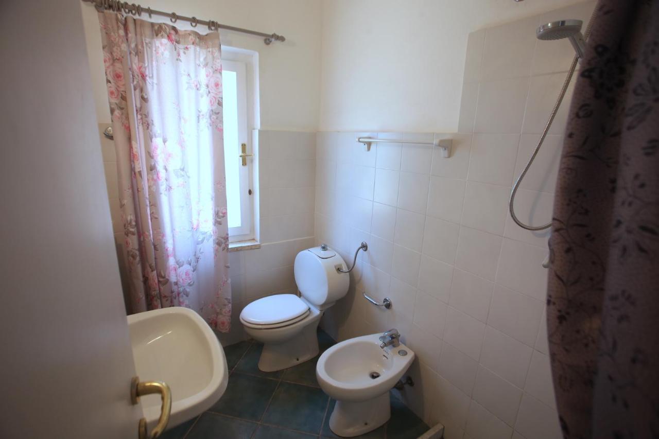 Ca' La Stella Sea-View Apartments Порто Адзуро Екстериор снимка