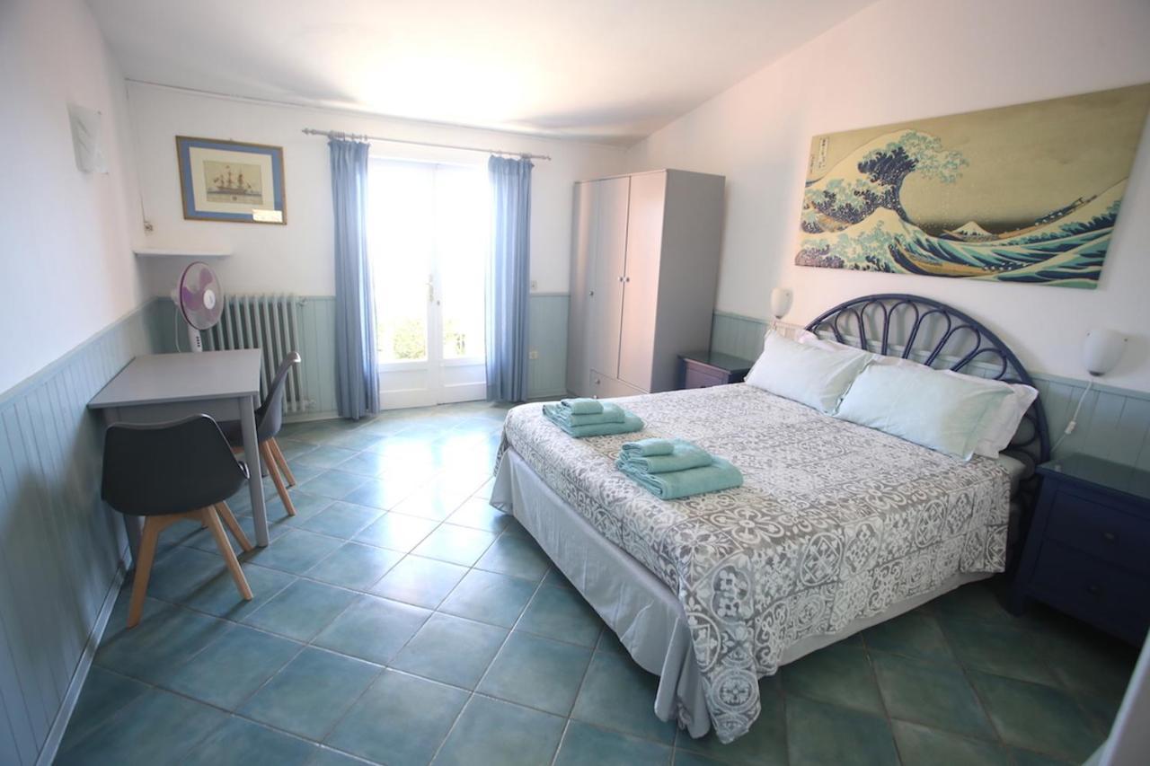 Ca' La Stella Sea-View Apartments Порто Адзуро Екстериор снимка