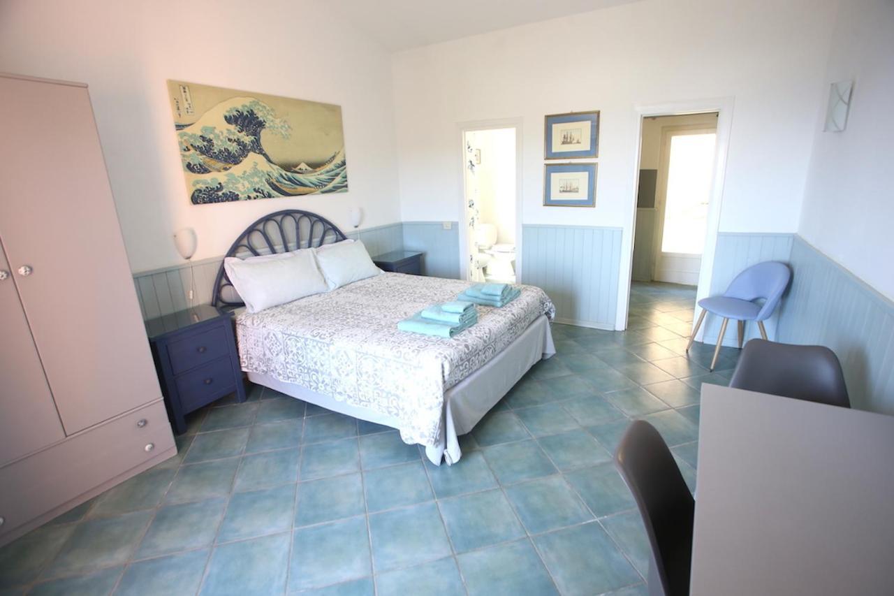 Ca' La Stella Sea-View Apartments Порто Адзуро Екстериор снимка