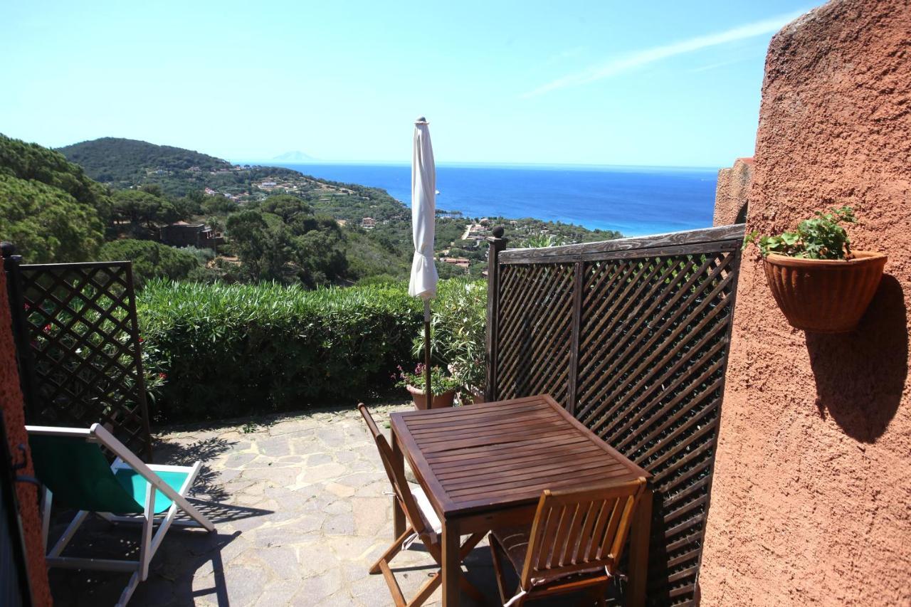 Ca' La Stella Sea-View Apartments Порто Адзуро Екстериор снимка
